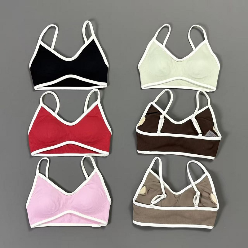 Women Contrastline Yoga Bra V  - Crop Top Crochet recensione e prezzo